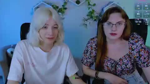 Snapshot of _sabrina_moore chatting on 07/23/26, 02:09 sabrina online show from 07/23/26, 02:09