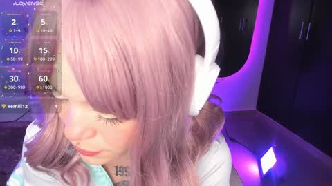 Snapshot of _sabrinamoon chatting on 12/04/24, 01:31 online show from 12/04/24, 01:31