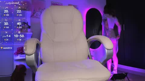 Snapshot of _sabrinamoon chatting on 02/07/25, 06:02 online show from 02/07/25, 06:02