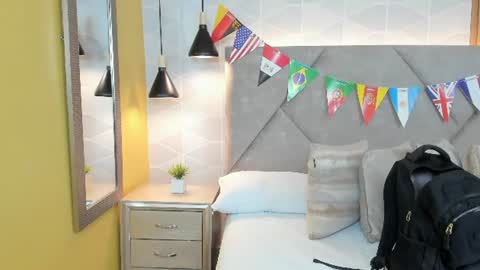Antonella  online show from 07/18/26, 12:20