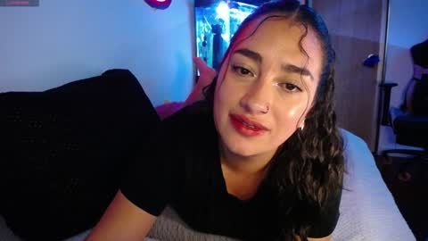 Snapshot of _santalove_ chatting on 01/05/25, 10:40 SantaLove online show from 01/05/25, 10:40