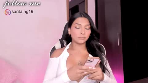 Snapshot of _sara_hernandez chatting on 01/11/25, 03:13 Sara intagram online show from 01/11/25, 03:13