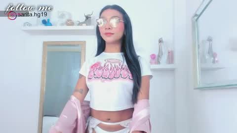 Sara  intagram online show from 04/22/26, 01:12