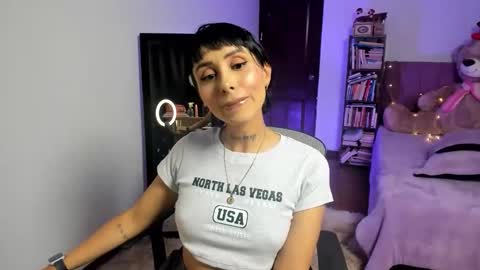 Sarita  online show from 11/25/25, 08:20