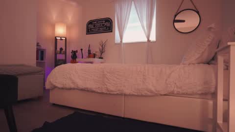 Savii online show from 10/15/25, 03:23