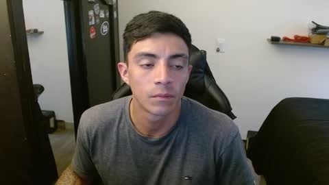 Snapshot of _schnnneider_ chatting on 05/27/26, 04:15 SCHNEIDER online show from 05/27/26, 04:15