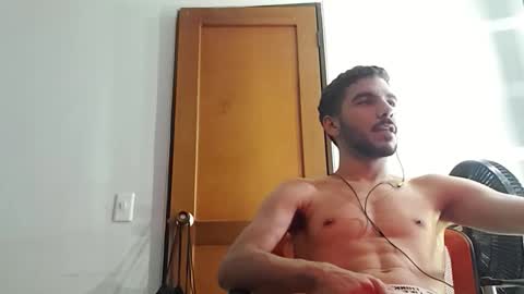 Snapshot of _sebas69 chatting on 05/22/26, 12:33 _sebas69 online show from 05/22/26, 12:33