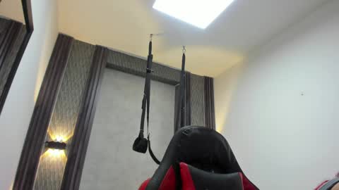 Snapshot of _selene_red chatting on 05/30/26, 02:52 Selene online show from 05/30/26, 02:52