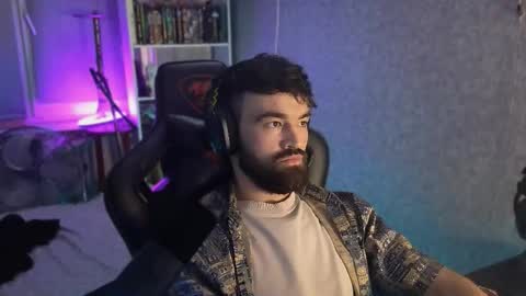 Ask me online show from 09/27/25, 11:10