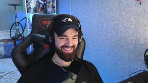 Ask me online show from 12/05/25, 07:10