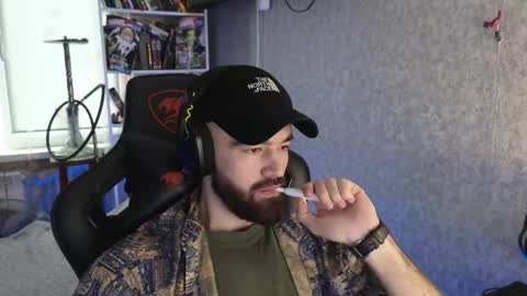 Ask me online show from 12/17/25, 08:20