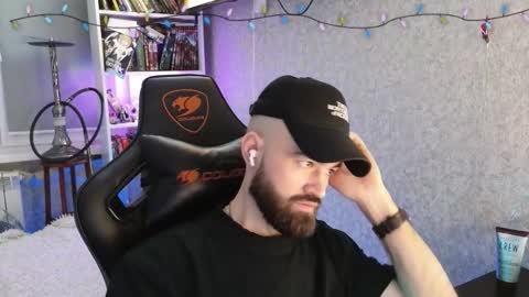 Ask me online show from 02/04/26, 04:13