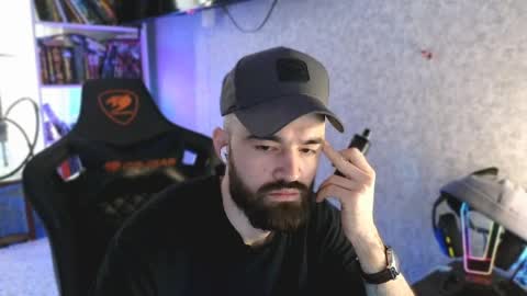 Ask me online show from 04/04/26, 07:28