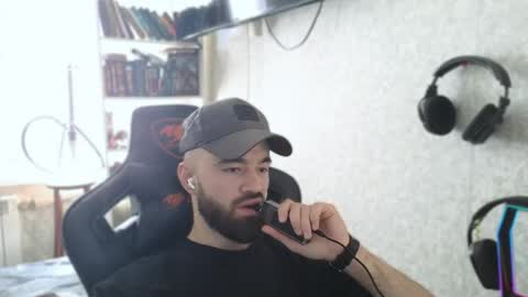Snapshot of _serious_man chatting on 06/07/26, 06:17 Ask me online show from 06/07/26, 06:17