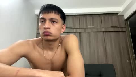 Juan Pablo-independent model online show from 09/27/25, 02:38