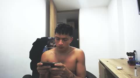 Juan Pablo-independent model online show from 03/03/26, 03:34