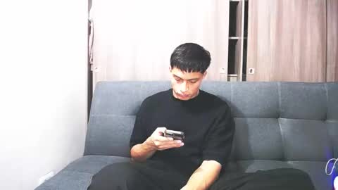 Juan Pablo-independent model online show from 03/07/26, 04:09