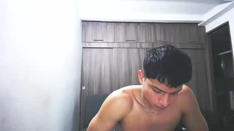 Juan Pablo-independent model online show from 03/28/26, 09:42