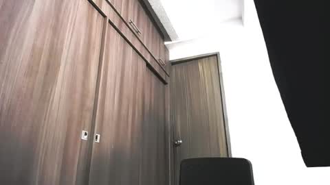 Snapshot of _sexy_jack chatting on 06/20/26, 01:19 Juan Pablo-independent model online show from 06/20/26, 01:19