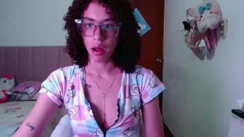 _shanellxxx online show from 02/02/26, 11:03