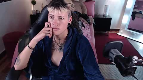 _sharlotte777 online show from 02/19/25, 05:16