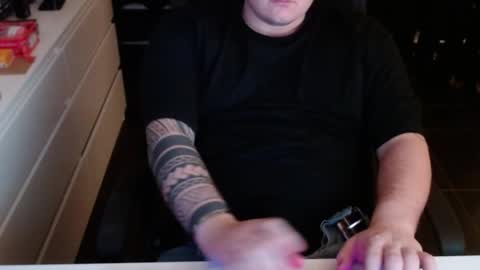 _shikamaru_ online show from 12/29/24, 07:32