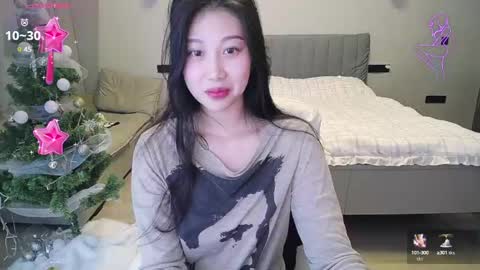 Snapshot of _smileflower_ chatting on 12/22/24, 01:33 winni online show from 12/22/24, 01:33