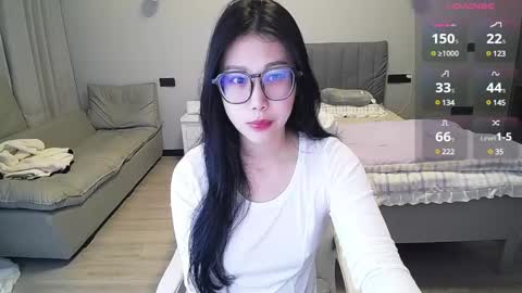 Snapshot of _smileflower_ chatting on 03/10/25, 04:35 winni online show from 03/10/25, 04:35