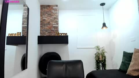    640  200   online show from 09/13/25, 07:35