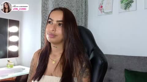 Snapshot of _sophiebrown__ chatting on 01/27/25, 12:12 Andrea  The Next Stream  Wednesday online show from 01/27/25, 12:12