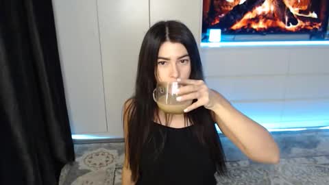 Sophy online show from 12/06/24, 03:30