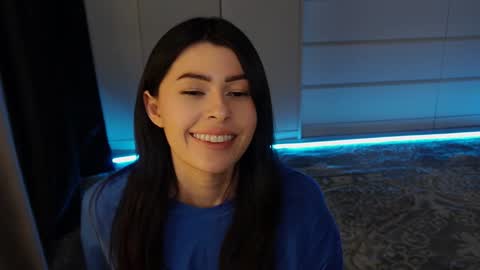 Sophy online show from 01/04/25, 04:12