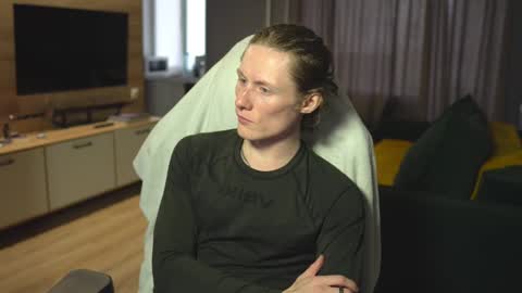 OLIVERpvt is open online show from 03/12/25, 12:04