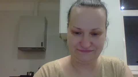 Snapshot of _squirty_pussyyy_ chatting on 01/11/25, 03:55 Melisa online show from 01/11/25, 03:55