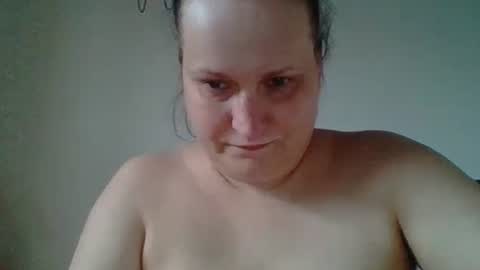 Snapshot of _squirty_pussyyy_ chatting on 02/12/25, 02:54 Melisa online show from 02/12/25, 02:54