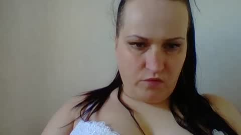 Snapshot of _squirty_pussyyy_ chatting on 02/16/25, 02:43 Melisa online show from 02/16/25, 02:43