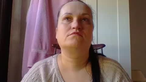 Snapshot of _squirty_pussyyy_ chatting on 02/17/25, 01:10 Melisa online show from 02/17/25, 01:10