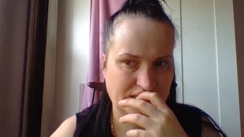 Snapshot of _squirty_pussyyy_ chatting on 02/20/25, 11:20 Melisa online show from 02/20/25, 11:20