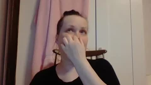 Snapshot of _squirty_pussyyy_ chatting on 02/22/25, 03:58 Melisa online show from 02/22/25, 03:58