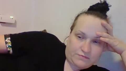 Snapshot of _squirty_pussyyy_ chatting on 02/23/25, 09:26 Melisa online show from 02/23/25, 09:26