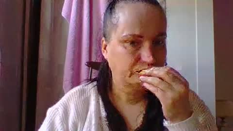 Snapshot of _squirty_pussyyy_ chatting on 02/26/25, 09:21 Melisa online show from 02/26/25, 09:21