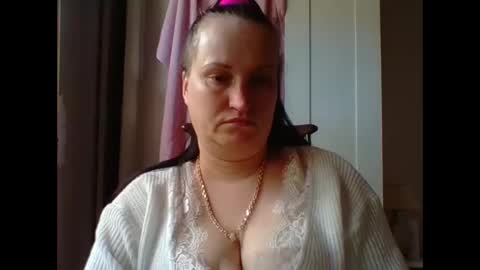 Snapshot of _squirty_pussyyy_ chatting on 02/26/25, 01:08 Melisa online show from 02/26/25, 01:08