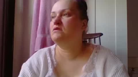 Snapshot of _squirty_pussyyy_ chatting on 03/10/25, 07:32 Melisa online show from 03/10/25, 07:32