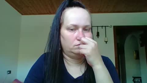 Snapshot of _squirty_pussyyy_ chatting on 09/22/25, 08:27 Melisa online show from 09/22/25, 08:27