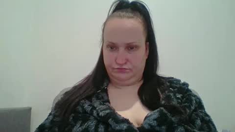 Snapshot of _squirty_pussyyy_ chatting on 10/14/25, 04:30 Melisa online show from 10/14/25, 04:30