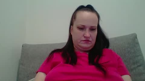 Snapshot of _squirty_pussyyy_ chatting on 10/26/25, 01:17 Melisa online show from 10/26/25, 01:17