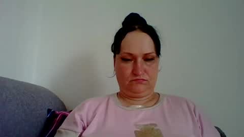 Snapshot of _squirty_pussyyy_ chatting on 07/16/26, 10:21 Melisa online show from 07/16/26, 10:21