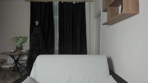 MARKPVT IS OPEN online show from 12/18/24, 03:37