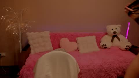 _stella_aa online show from 04/04/26, 08:28