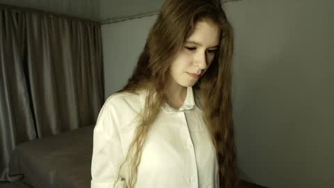 Snapshot of _stella_grace_ chatting on 04/02/26, 08:23 Stella Grace online show from 04/02/26, 08:23